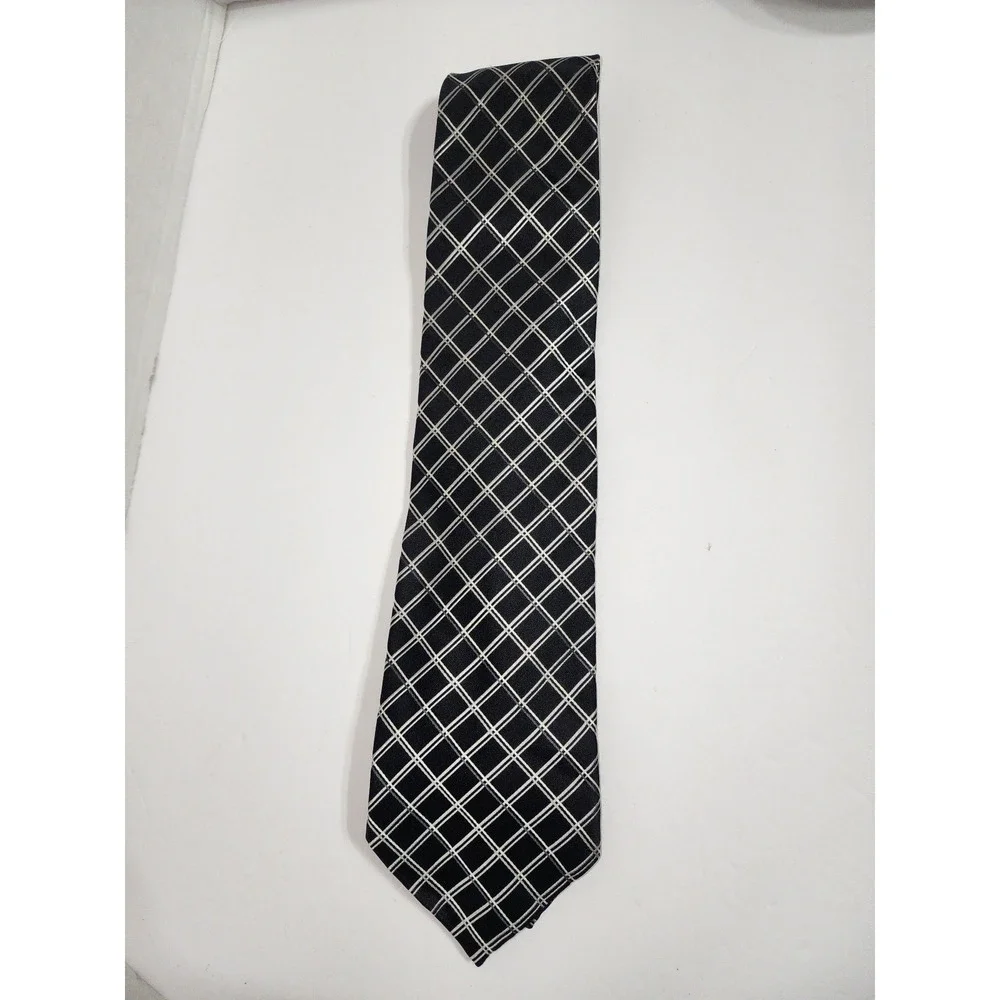 Van Heusen Silk Tie‎ Black Classy
